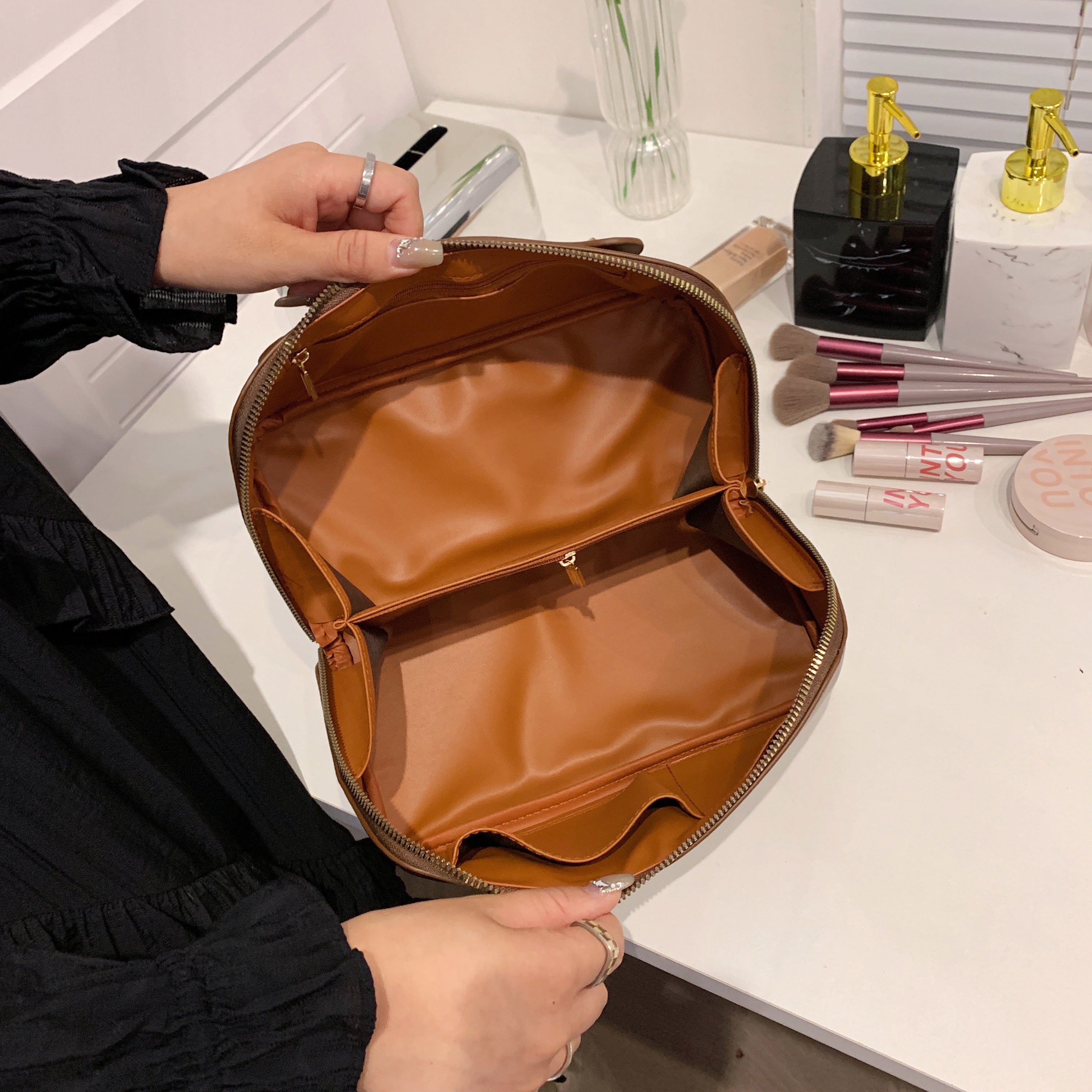 Konf | Trousse à Maquillage Tyna