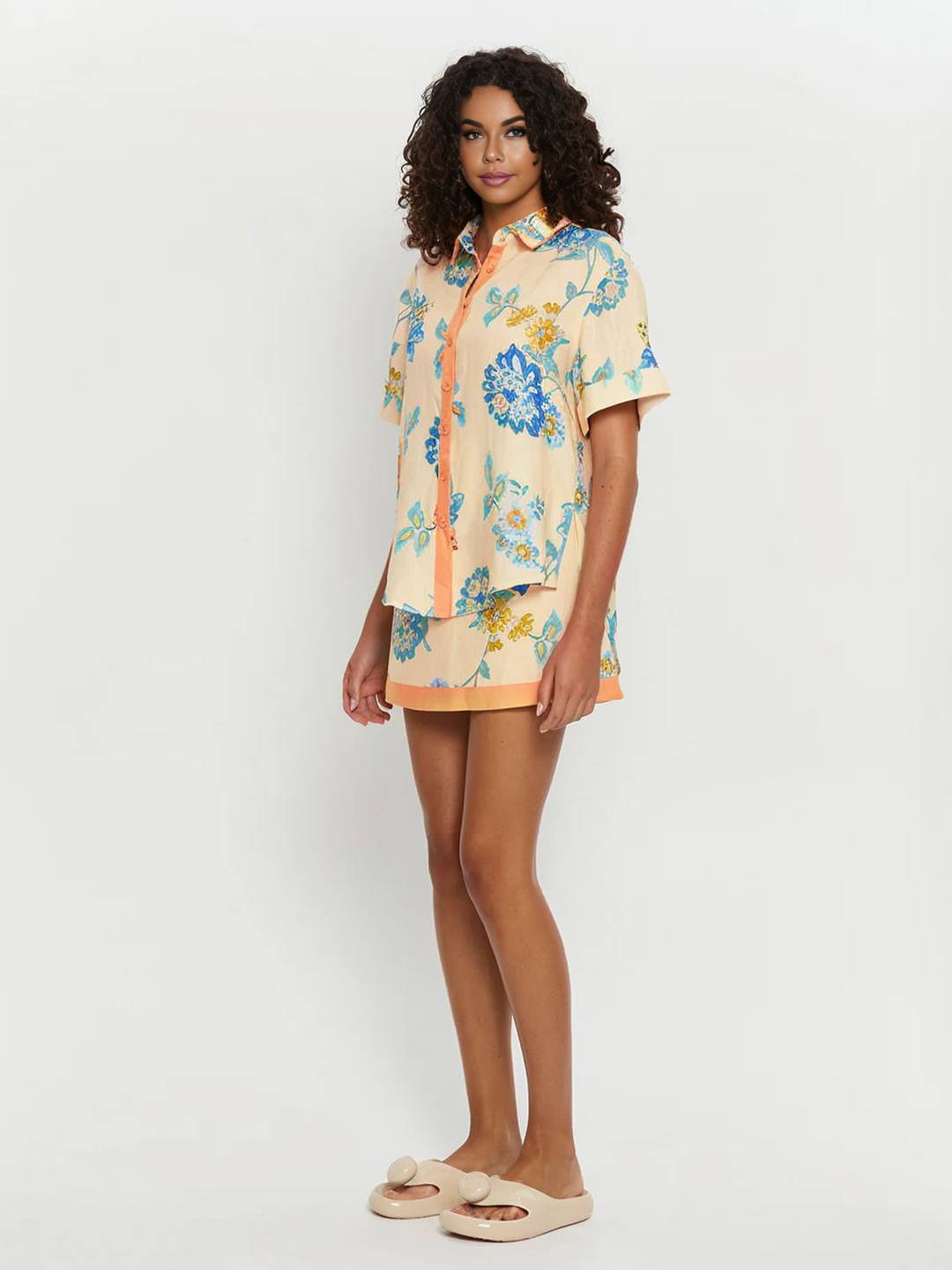 ensemble tenue avec jpue imprimé à fleurie boutonnage col chemise manches courtes chemise femme décontracté bleu jaune | KONF