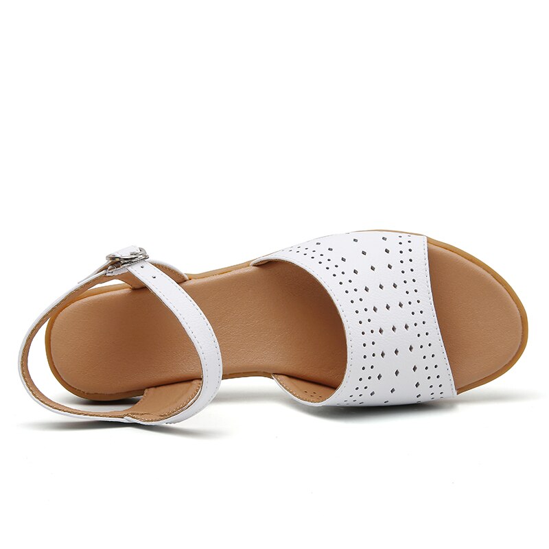 Sandale Femme Em Cuir Ruth Konf