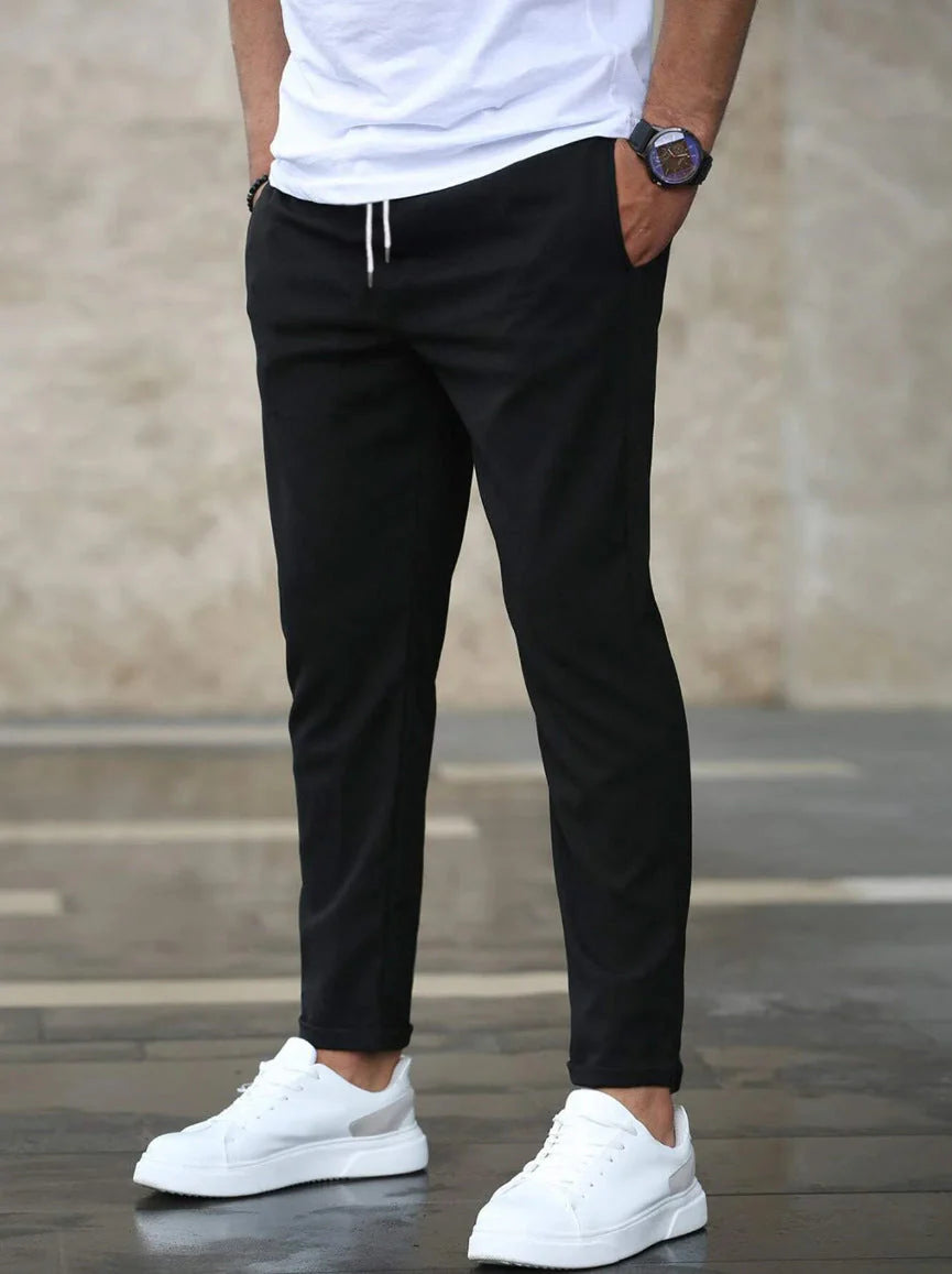 Pantalon slim décontracté pour hommes modernes • Jonas Konf™