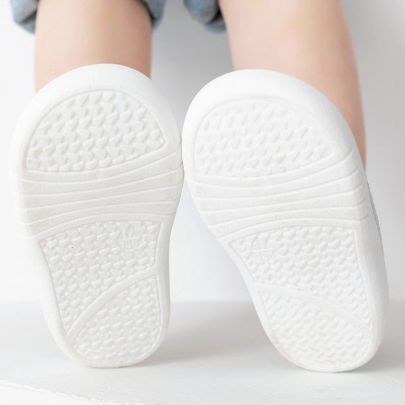 The Konf™ | Chaussures enfants stylées et résistantes